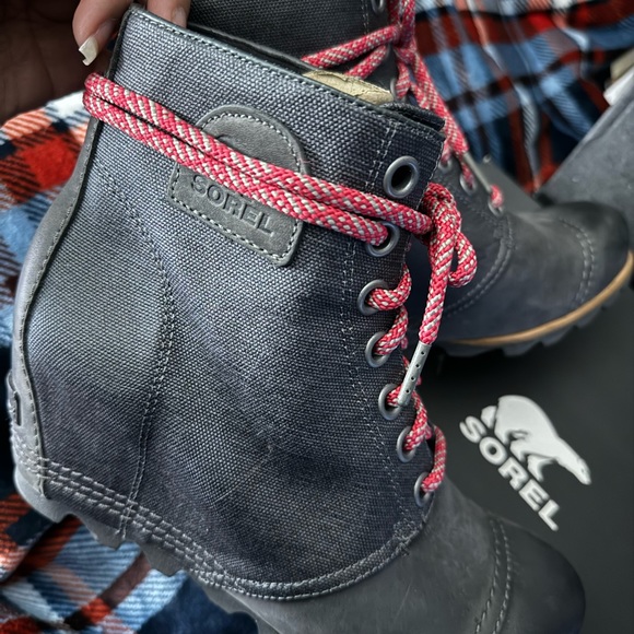 Sorel Brand PDX Lace Up Wedge Moto Ankle Boots Lexie Wedge Grey Quarry, 9.5 - Picture 5 of 13